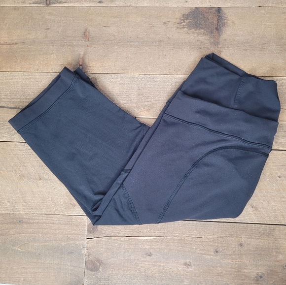 Lululemon Invert - Picture 4 of 7